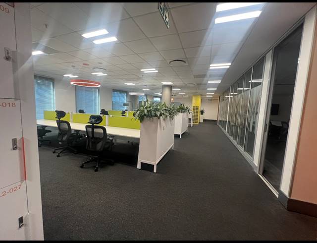 816M² OFFICE TO LET IN ROSEBANK